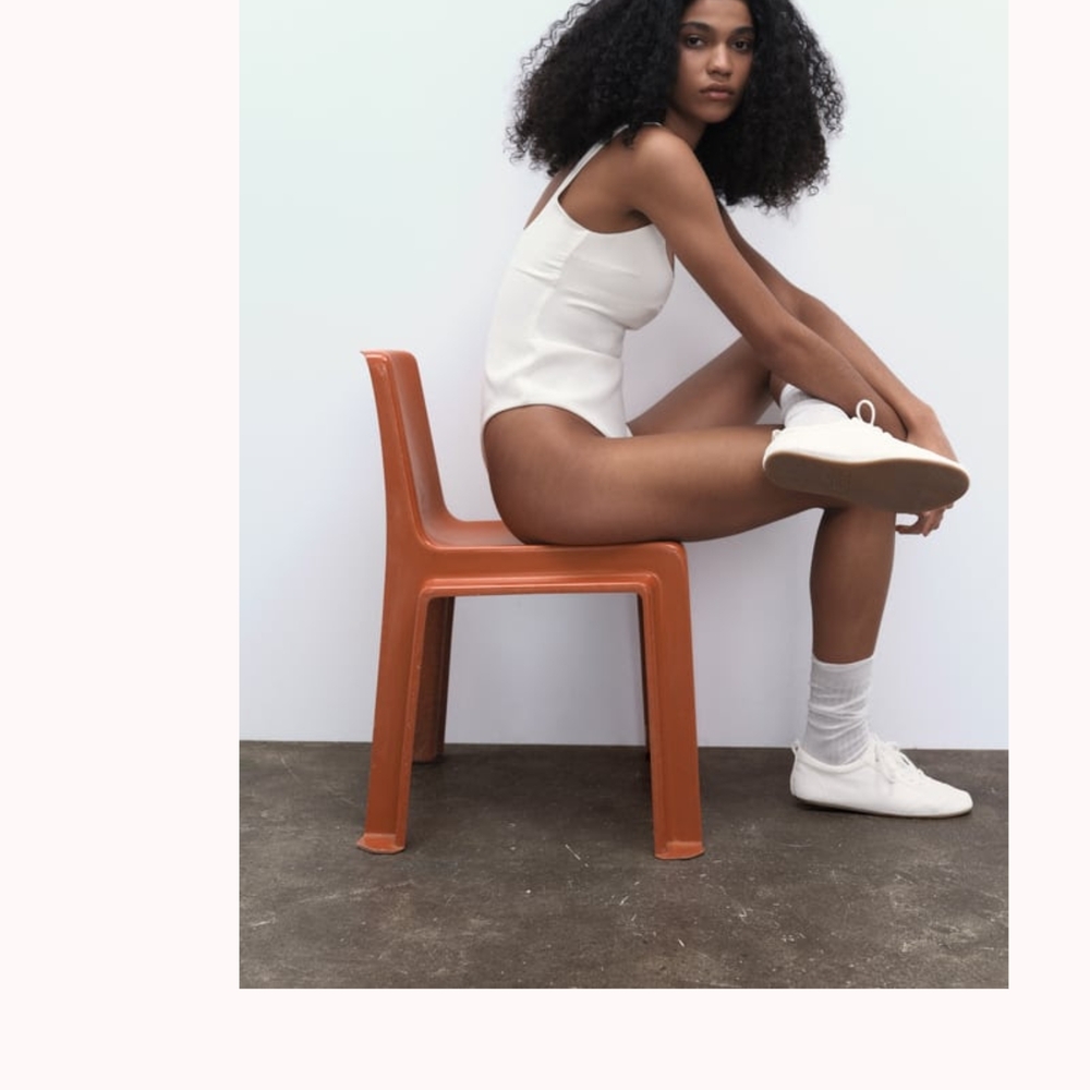 Zara Off White Bodysuit ,Size Medium